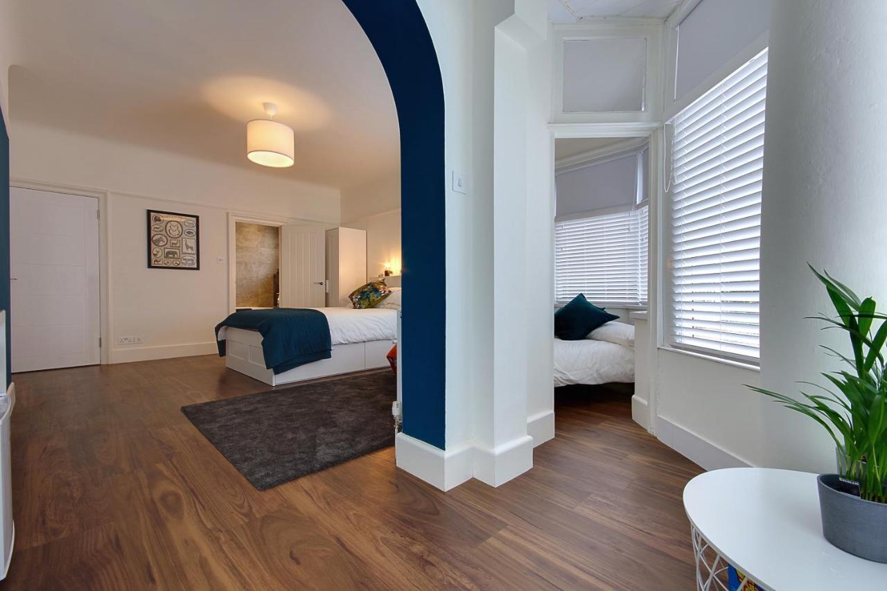 Large En-suite By The * Bournemouth