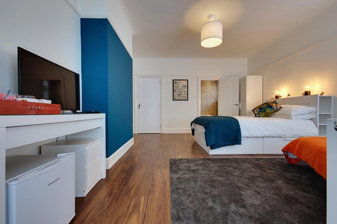 Large En-suite By The *