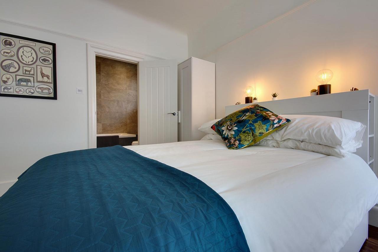 Homestay Large En-suite By The *